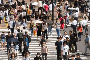 全能！亚历山大半场7中4砍最高17分外加4板3助2断 正负值+17